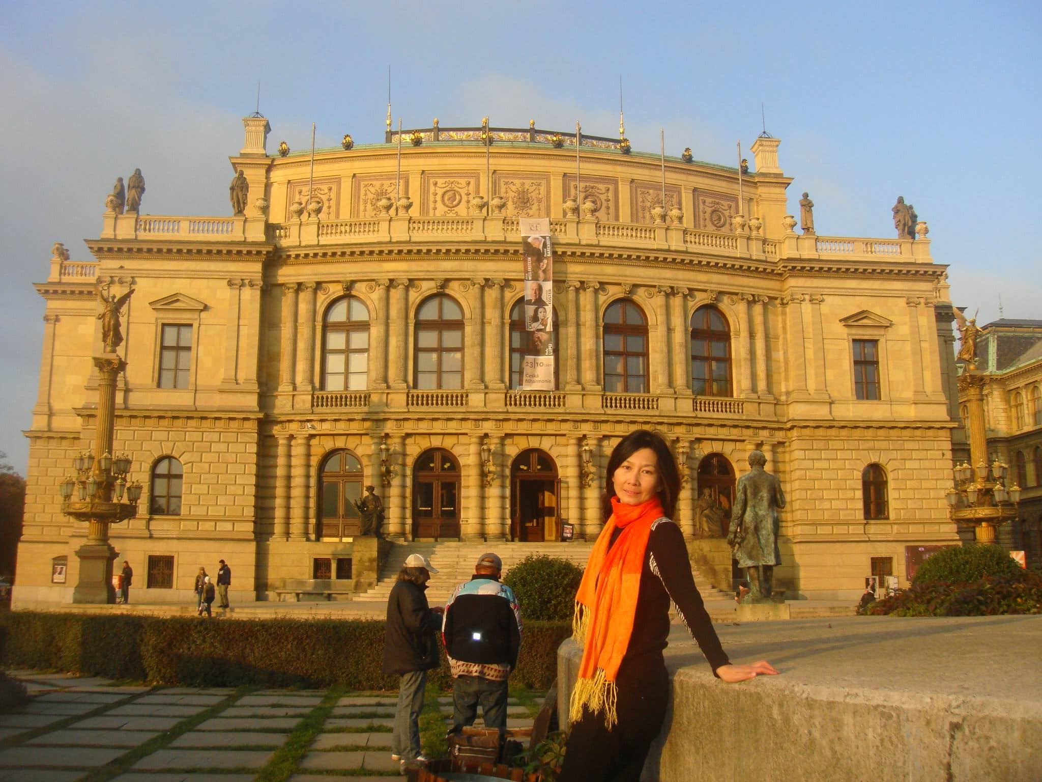 栾 妮山东大学文学院